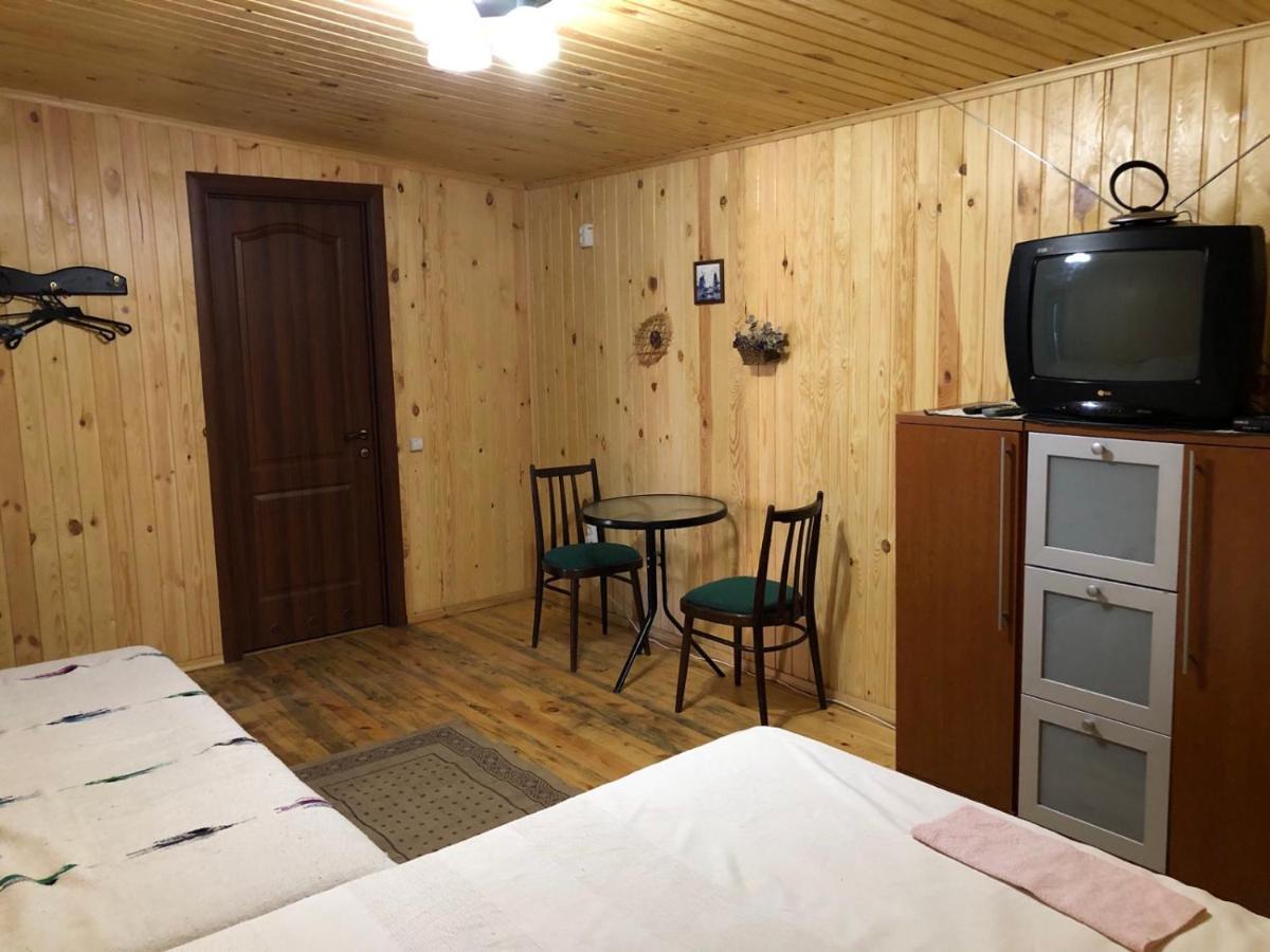 Садиба Орисин Явір Orysyn Yavir Guest House Svityaz' Exterior photo